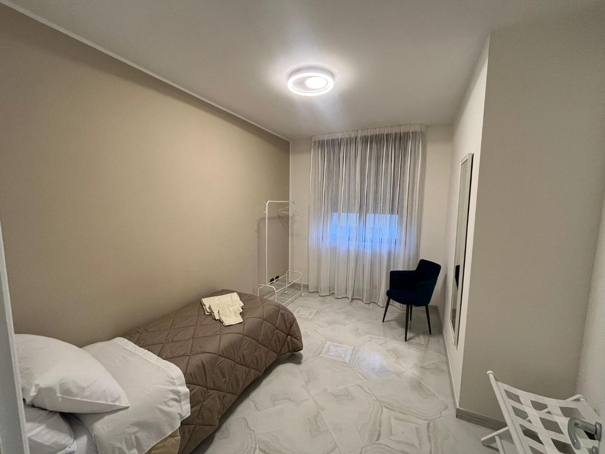 A Casa Di Chiara Apartment Lecce Bagian luar foto